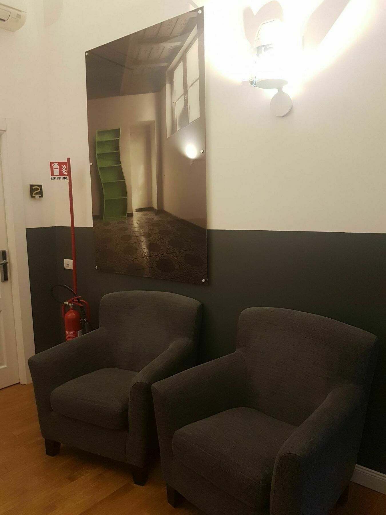 Maison Palazzo Taverna Hotell 3*
