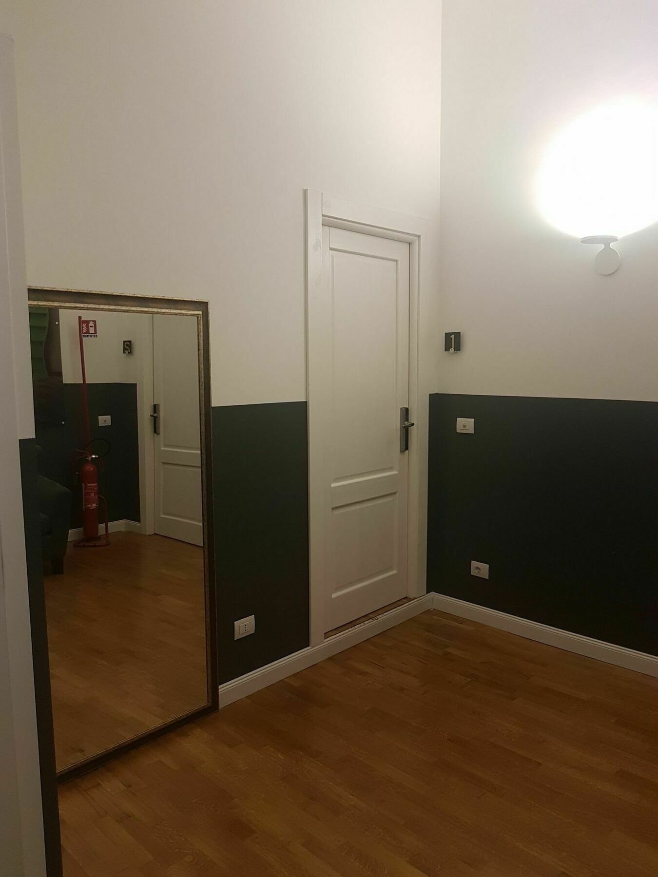 Hotell Maison Palazzo Taverna 3*