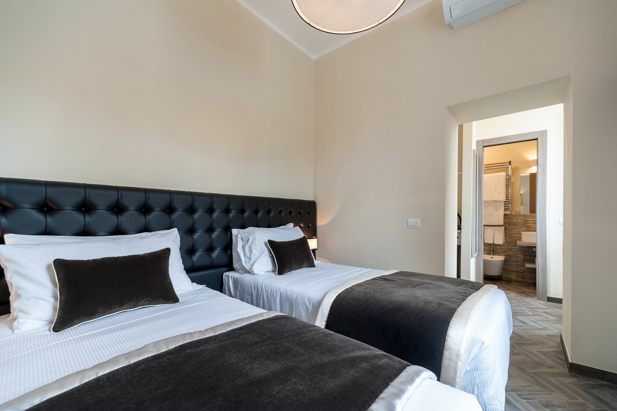 Foro Luxury 3*