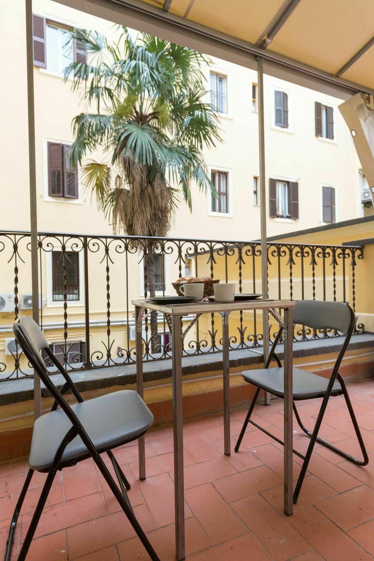 La Vite Vaticana