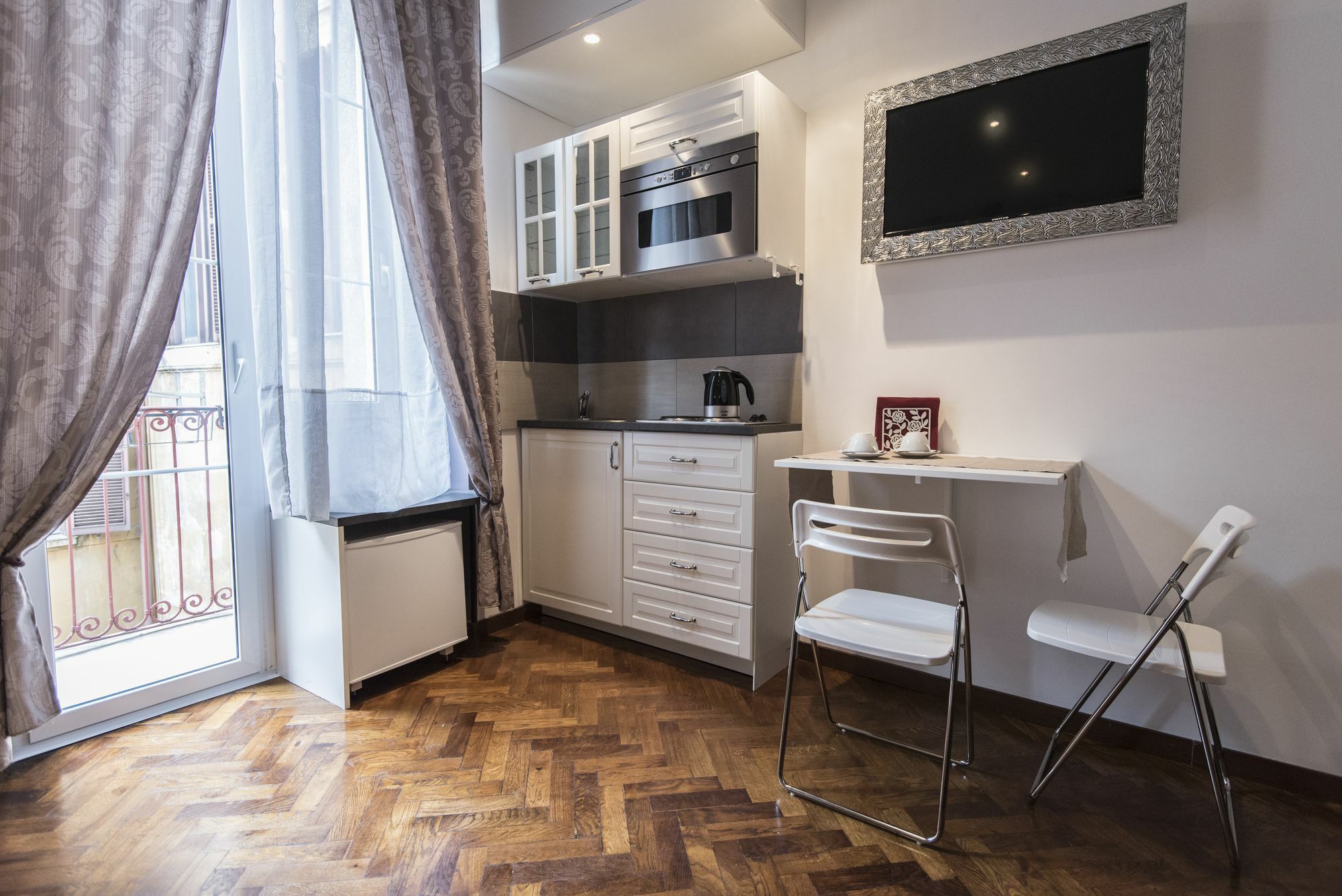 Vite 2* Roma