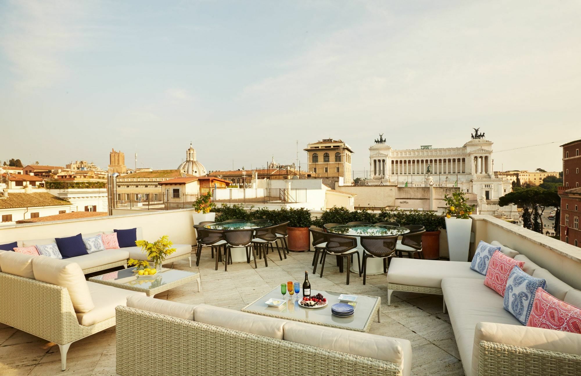 Via Del Corso - Three Bedroom Penthouse * Rome