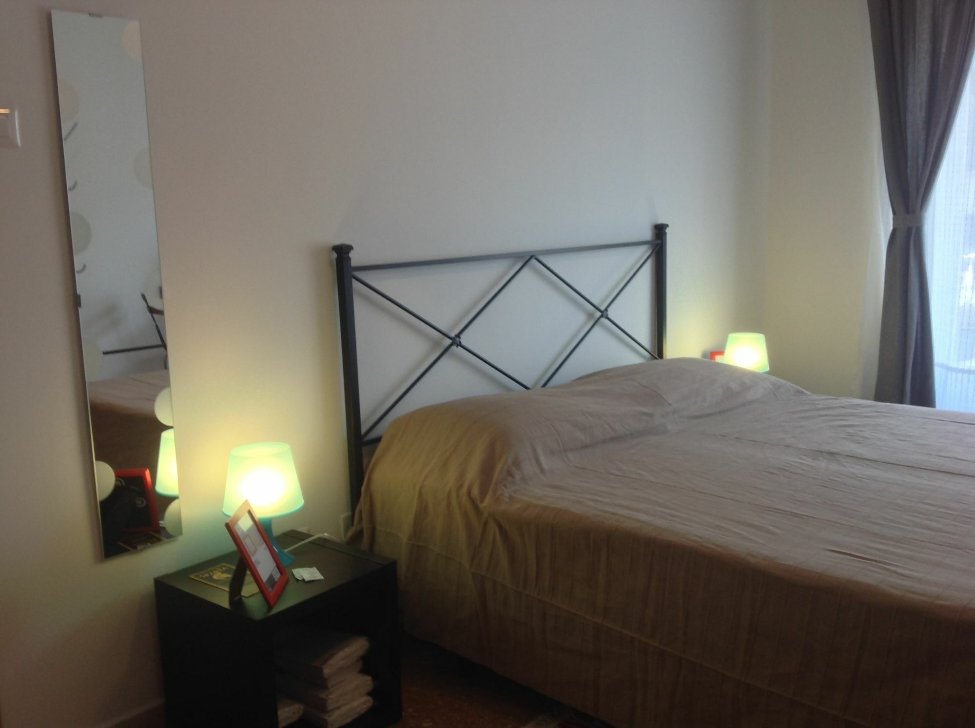 Interno 8 Apartamento *