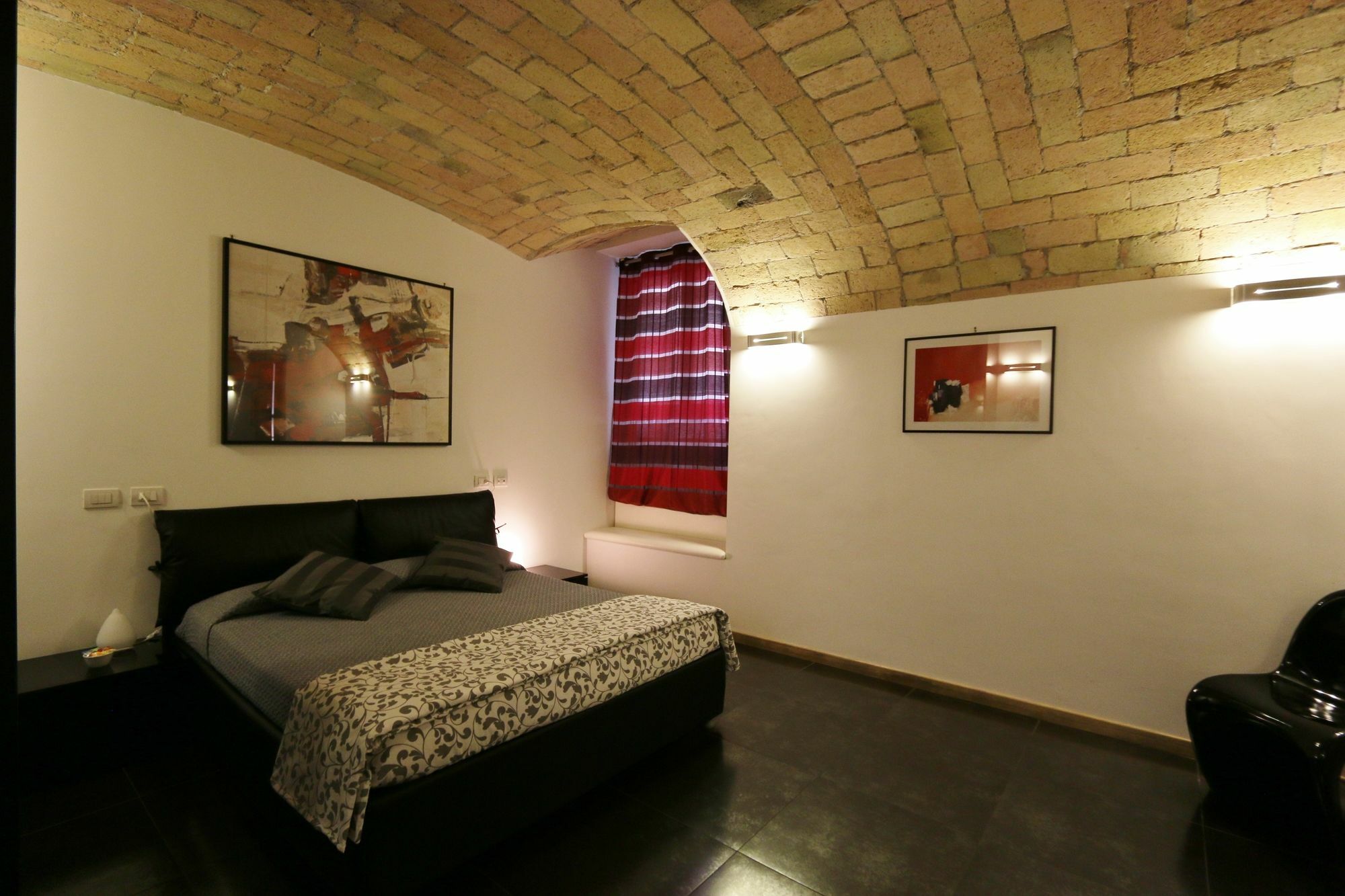 Pensión Residenza Adriana 2*