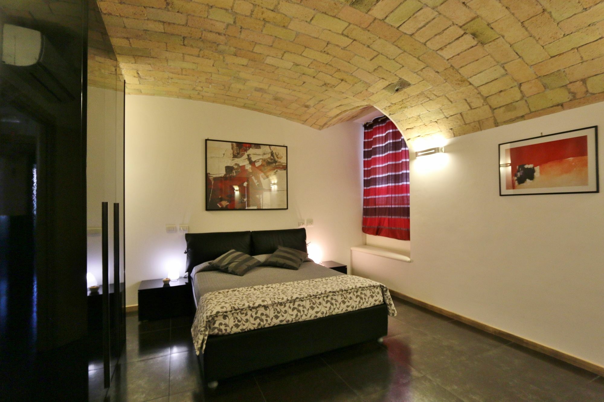 Residenza Adriana Pensión 2*