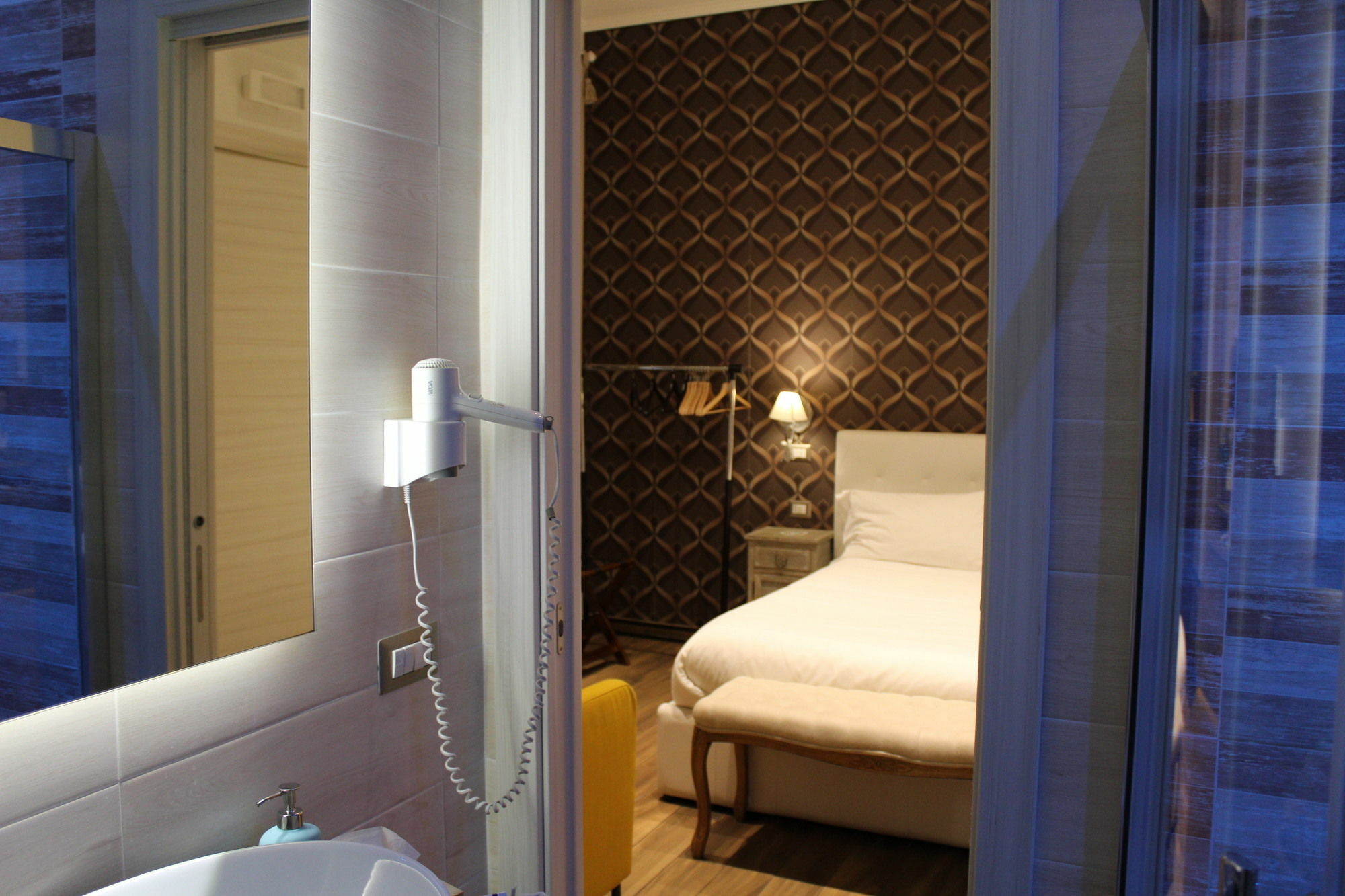 Royal 2* Roma