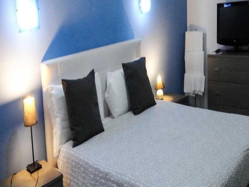 Casa de hóspedes Suites Holiday Rooms