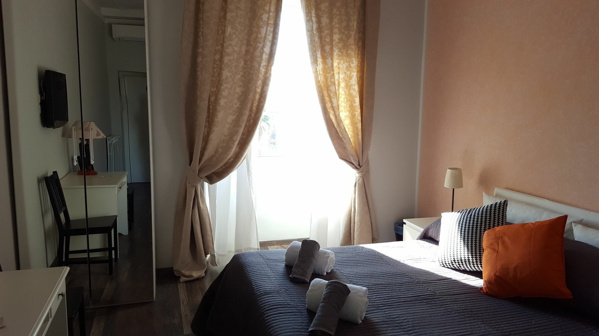 06 4* Roma