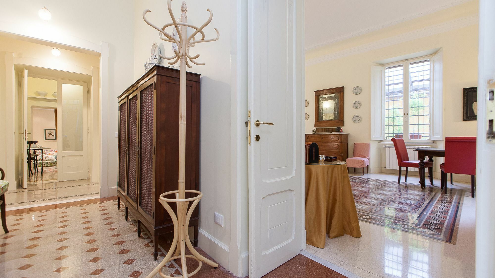 Portico Ottavia Garden *