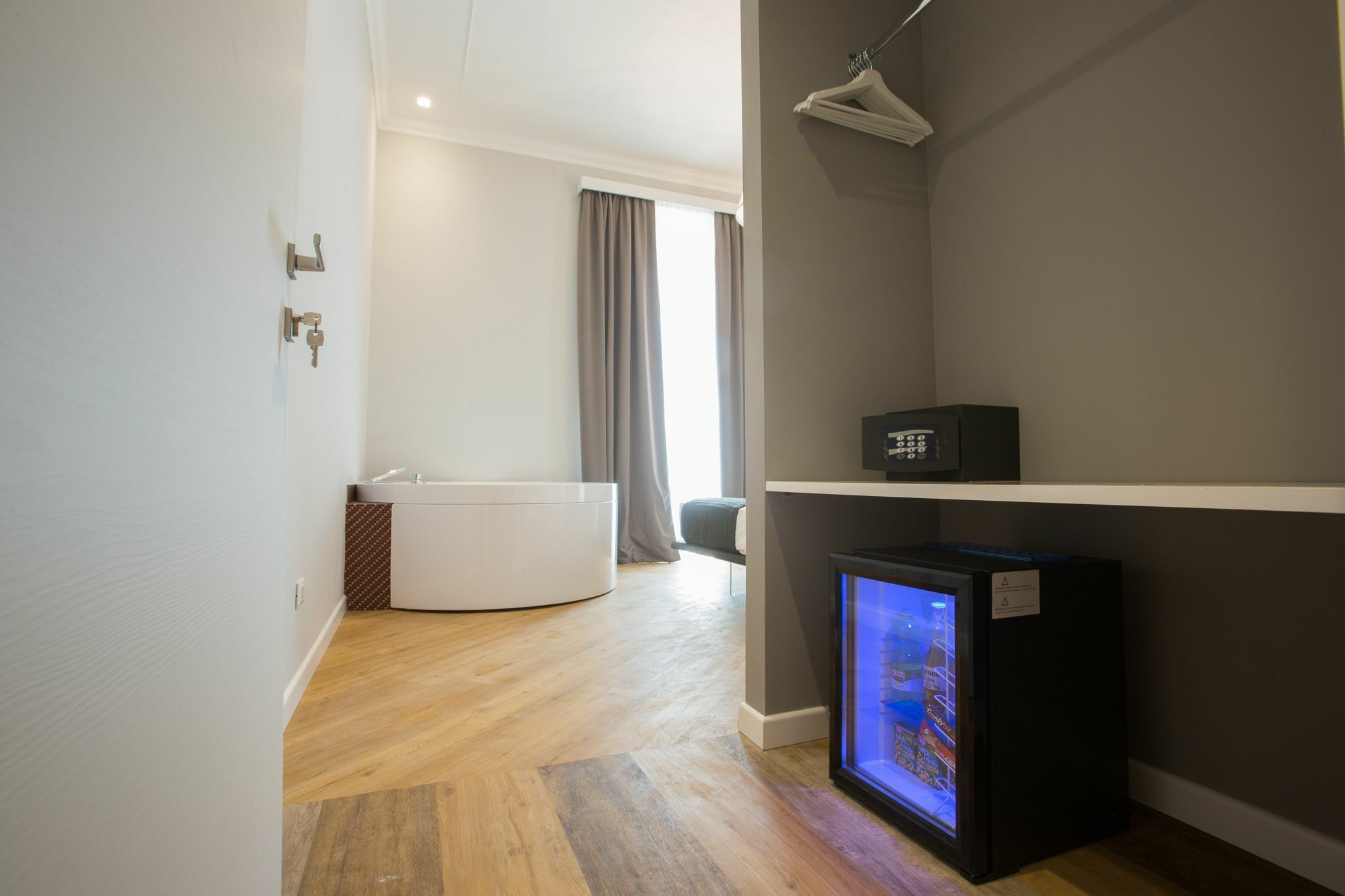 Ara 2* Roma