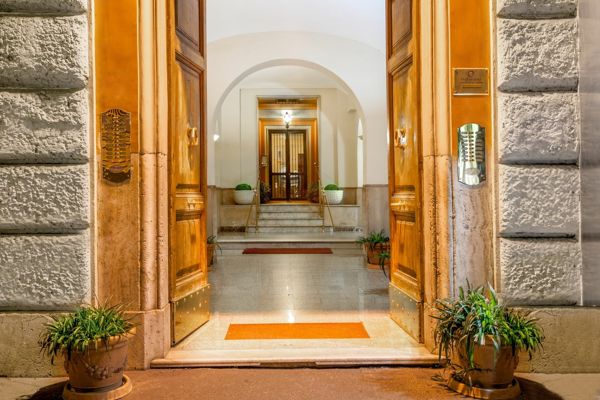 Ottaviano 2*
