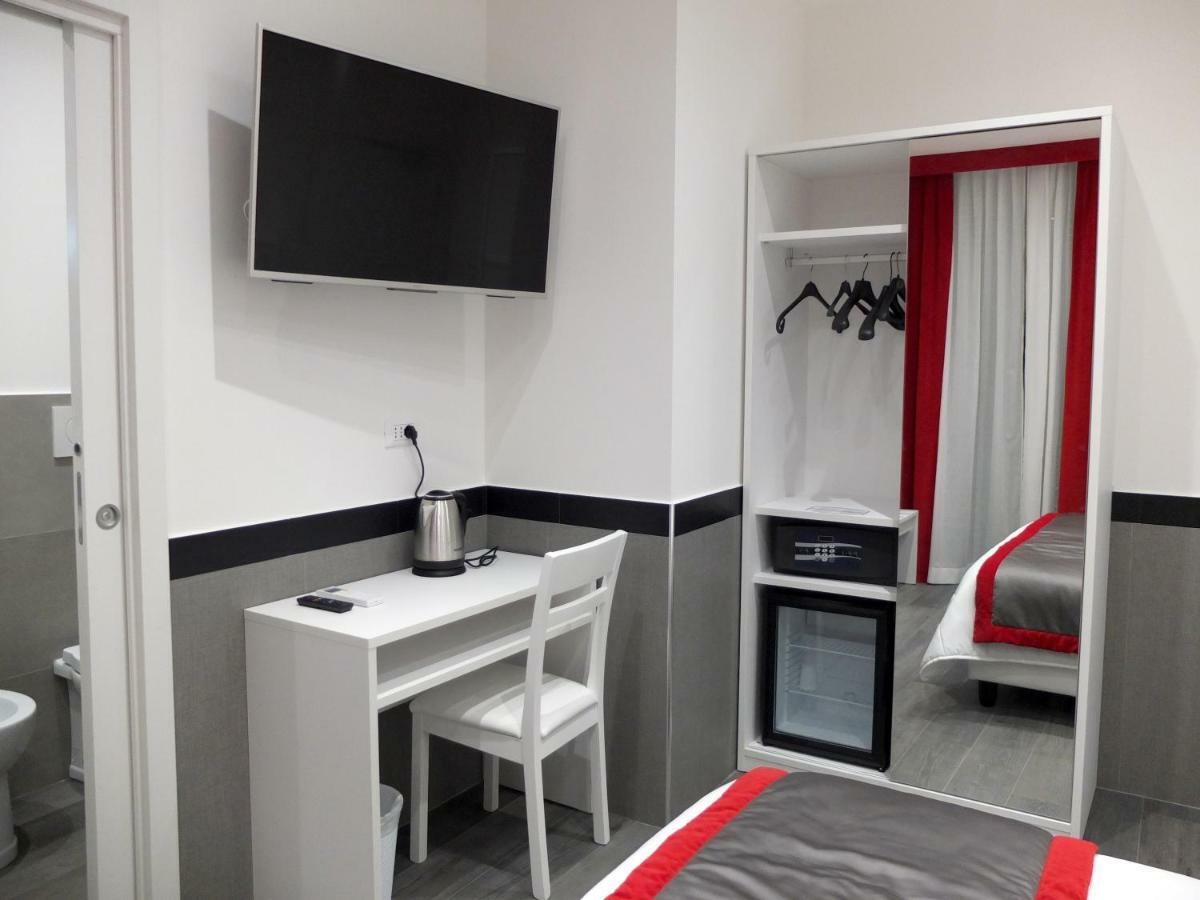 Astoria Golden Gate Hotel Rome