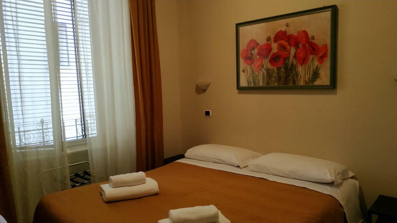 Hotel Everest 2*