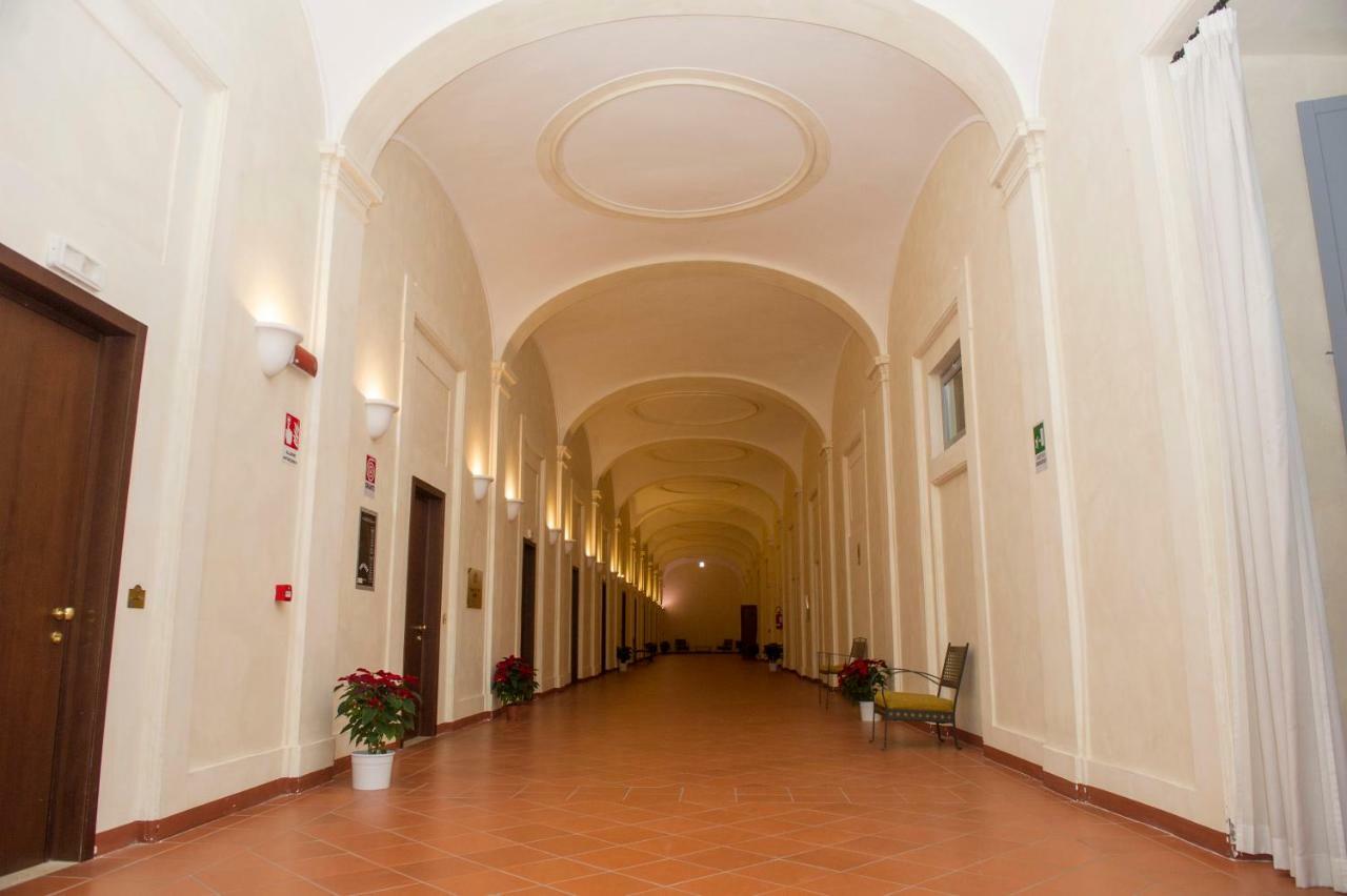 Acomodação com café da manhã  Domus Sessoriana 3*