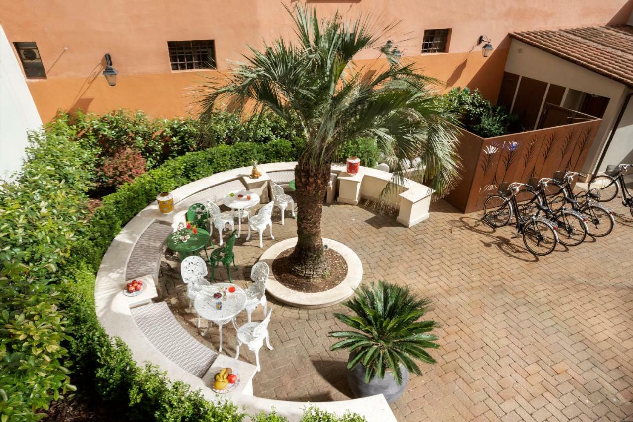 Palm - Small Luxury Of The World Roma