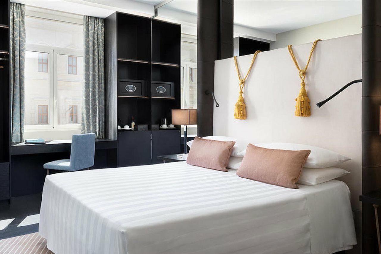 Sina Bernini Bristol Hotel