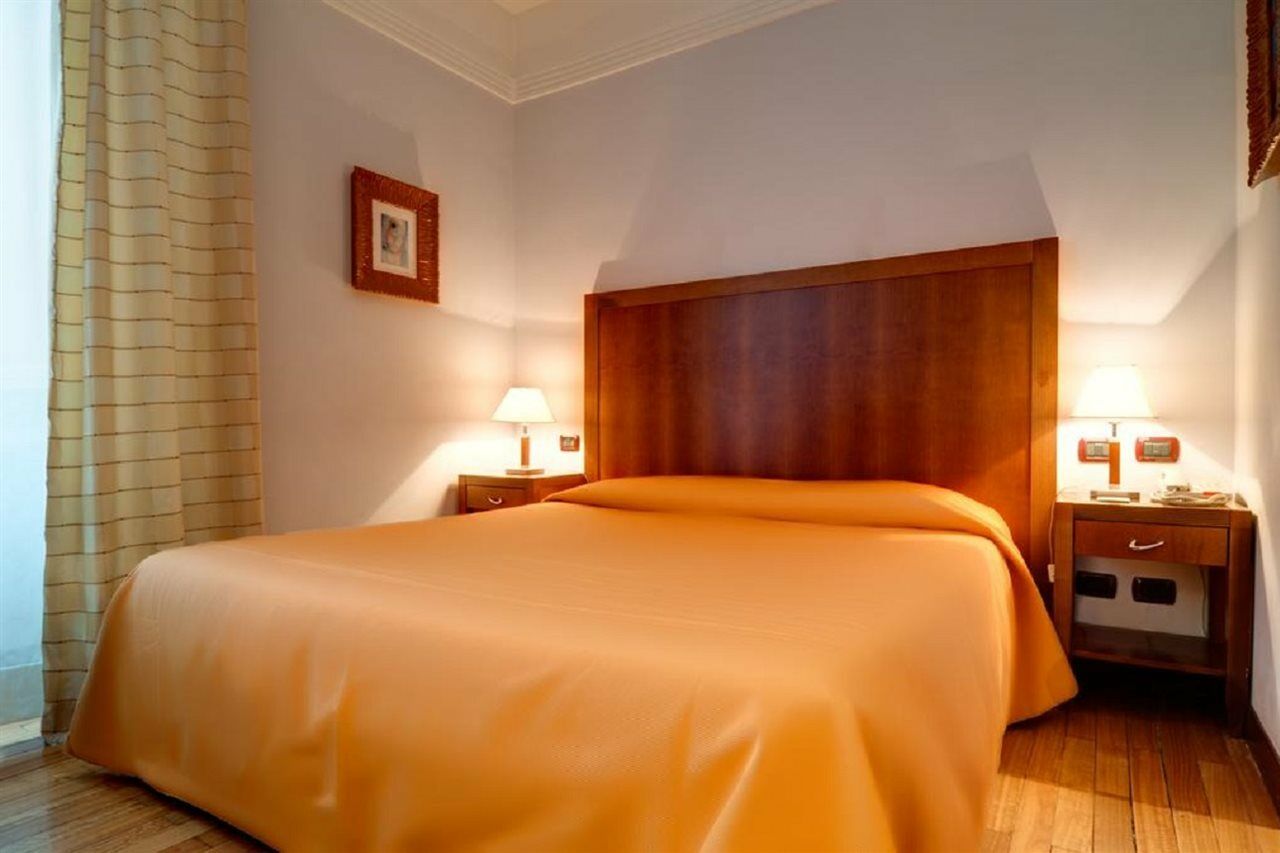 Hotell Genova