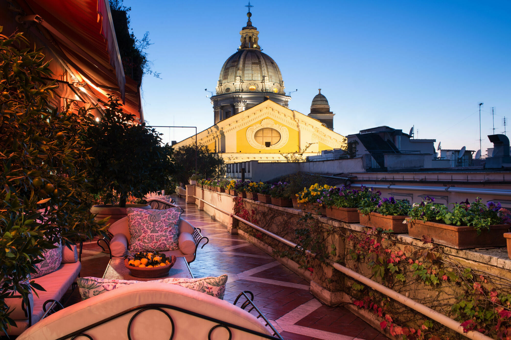 Grand Plaza Hotel 5*