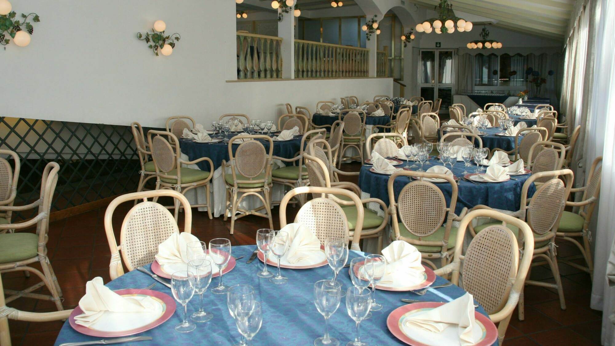 Shangri-la 4* Roma