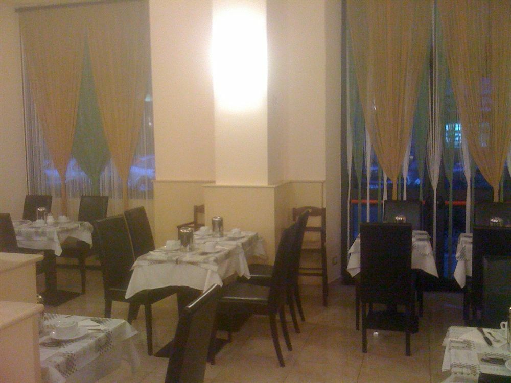 Maryelen 2 3* Roma