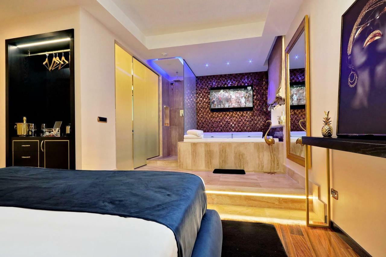 Spanish Diamond Luxury & Jacuzzi Affittacamere 2*
