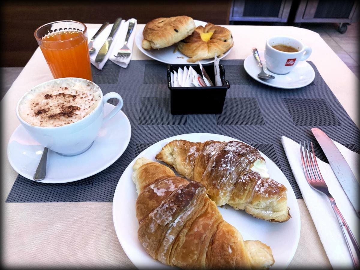 Hotel Palestro Palace 3*