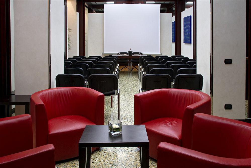 Hotell Genova 4*