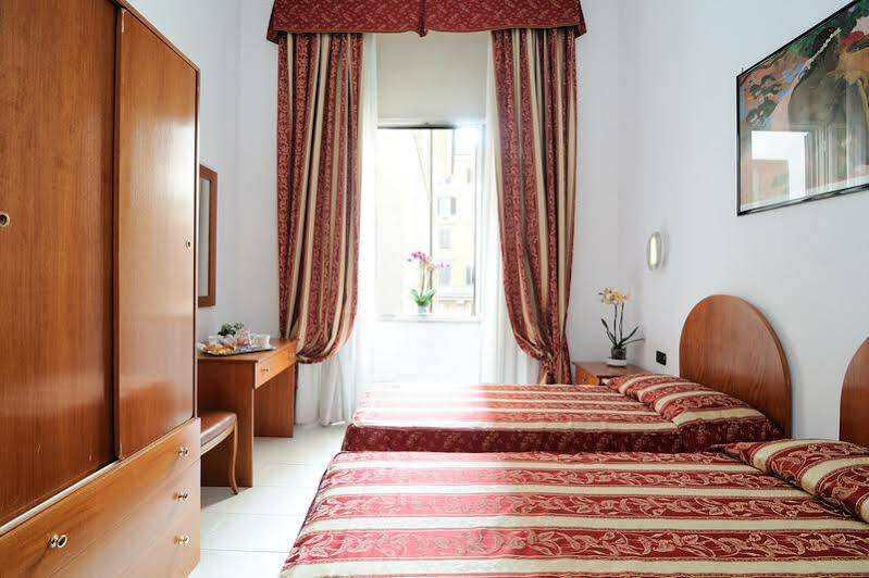 Hotel Chapter