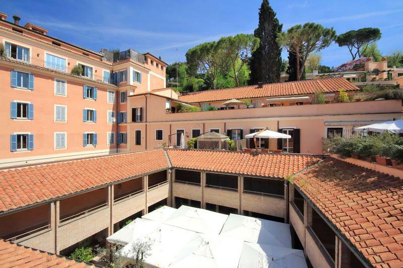 Piazzetta Margutta Appartamento *