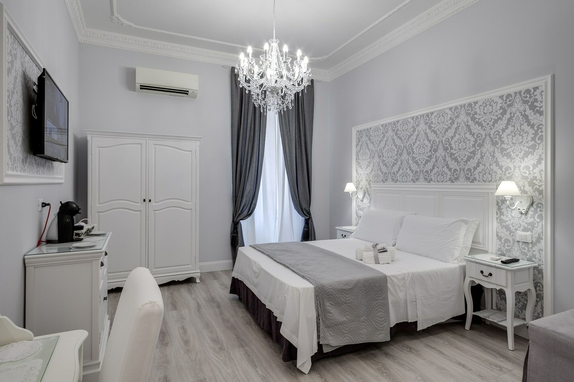 Charme & Chic Luxury 2* Rom