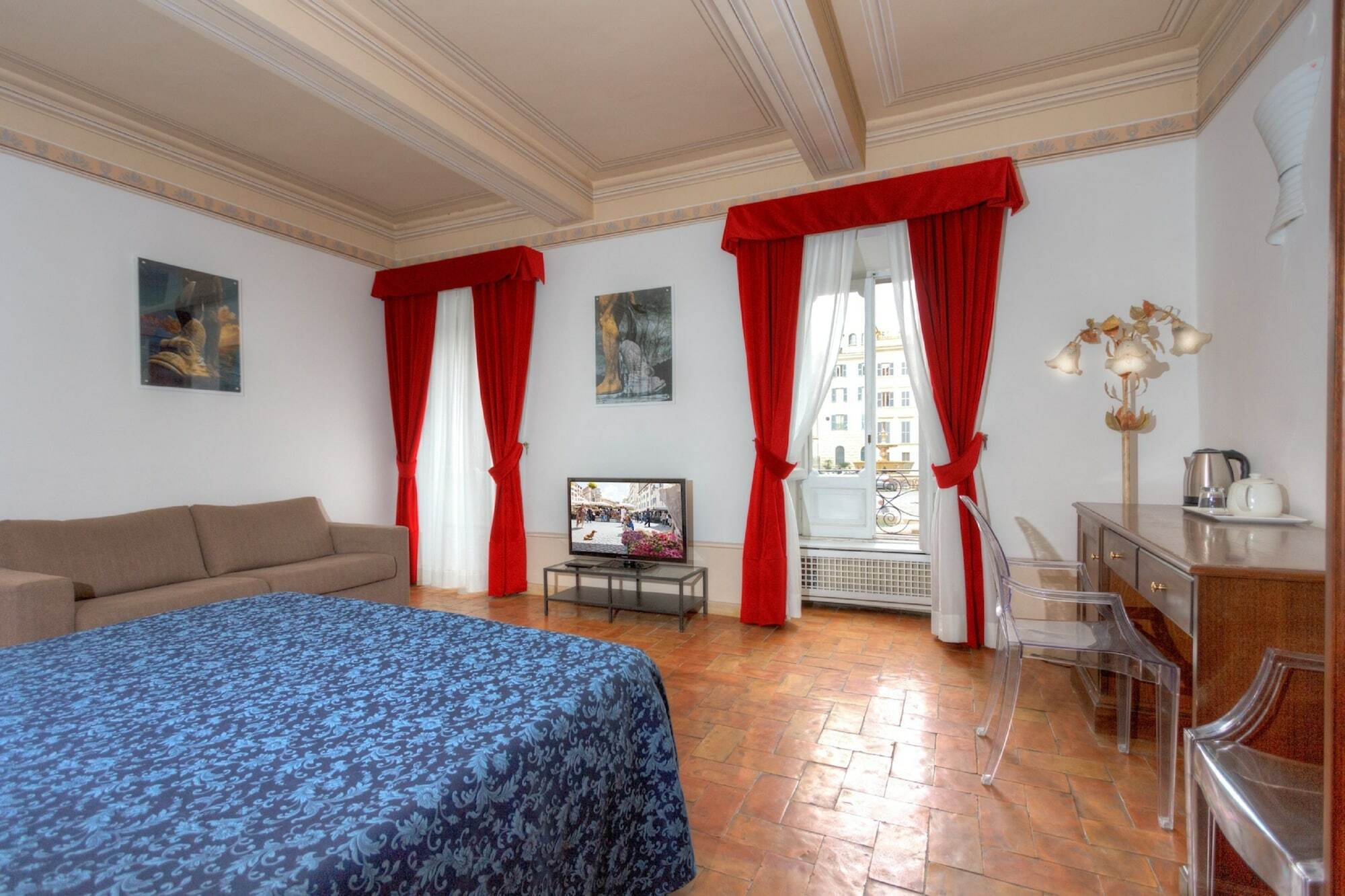 Farnese 48 Rome