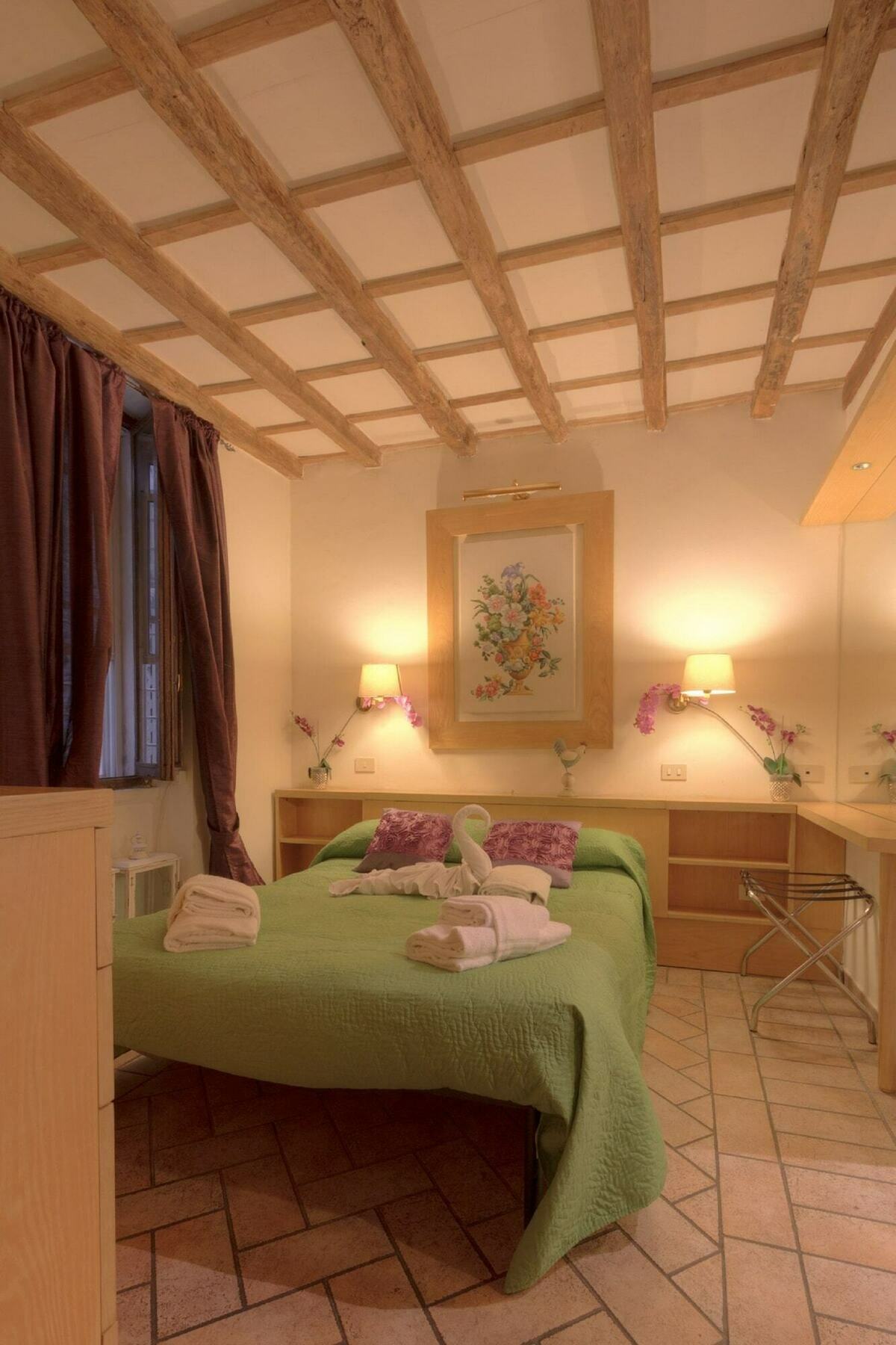 Farnese 48 3*