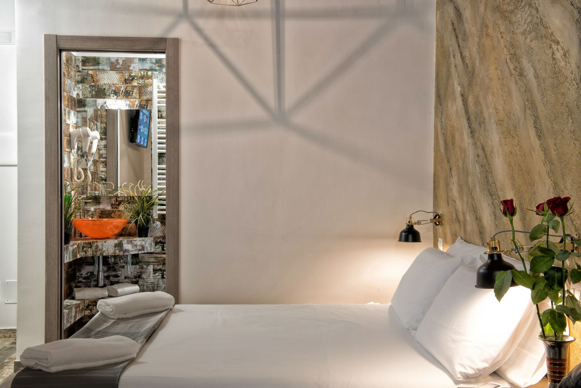 Navona Jacuzzi Hotel