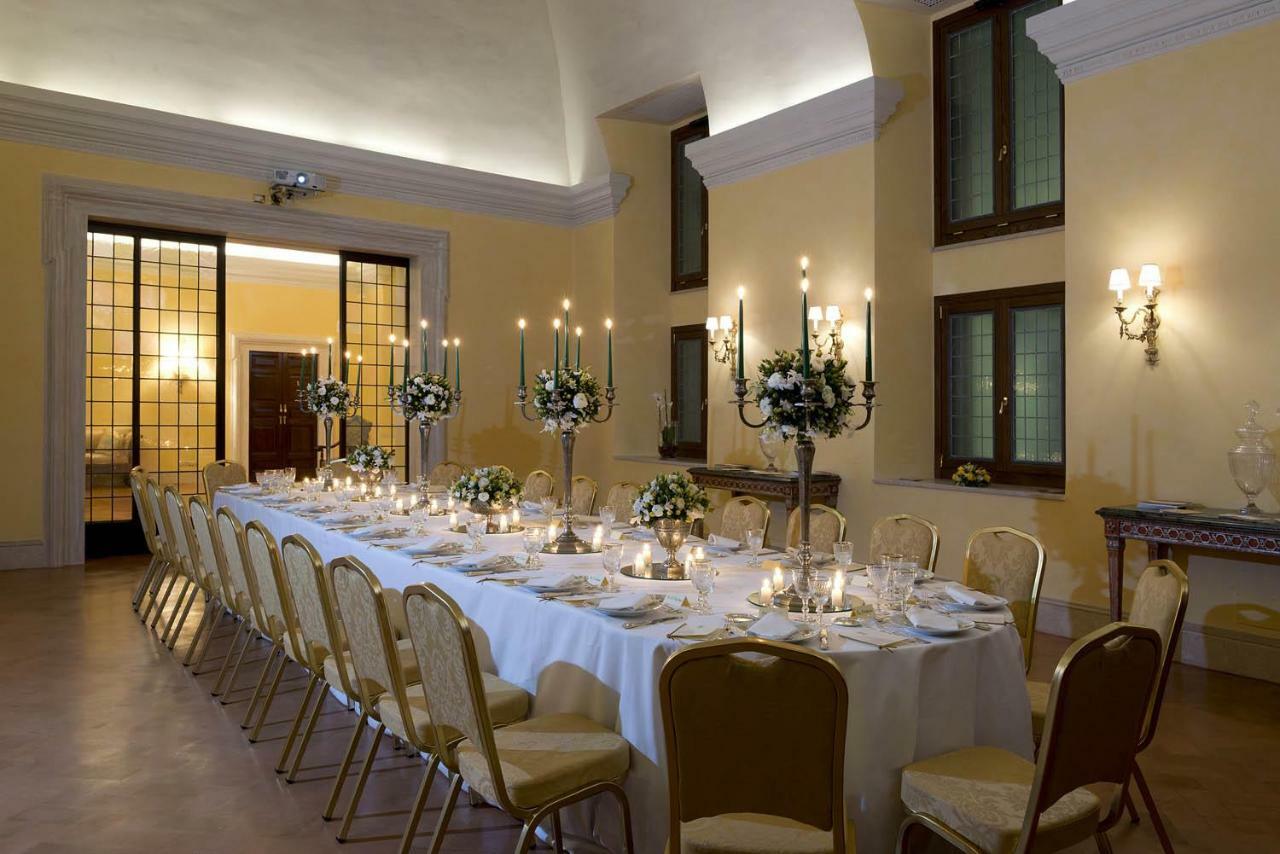 Palazzo Cardinal Cesi Hotell