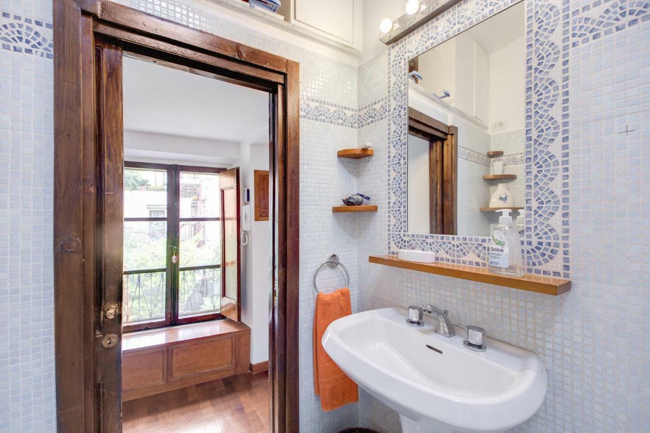 Apartamento Homehouse Garofano - Rione Monti - Colosseum Roma