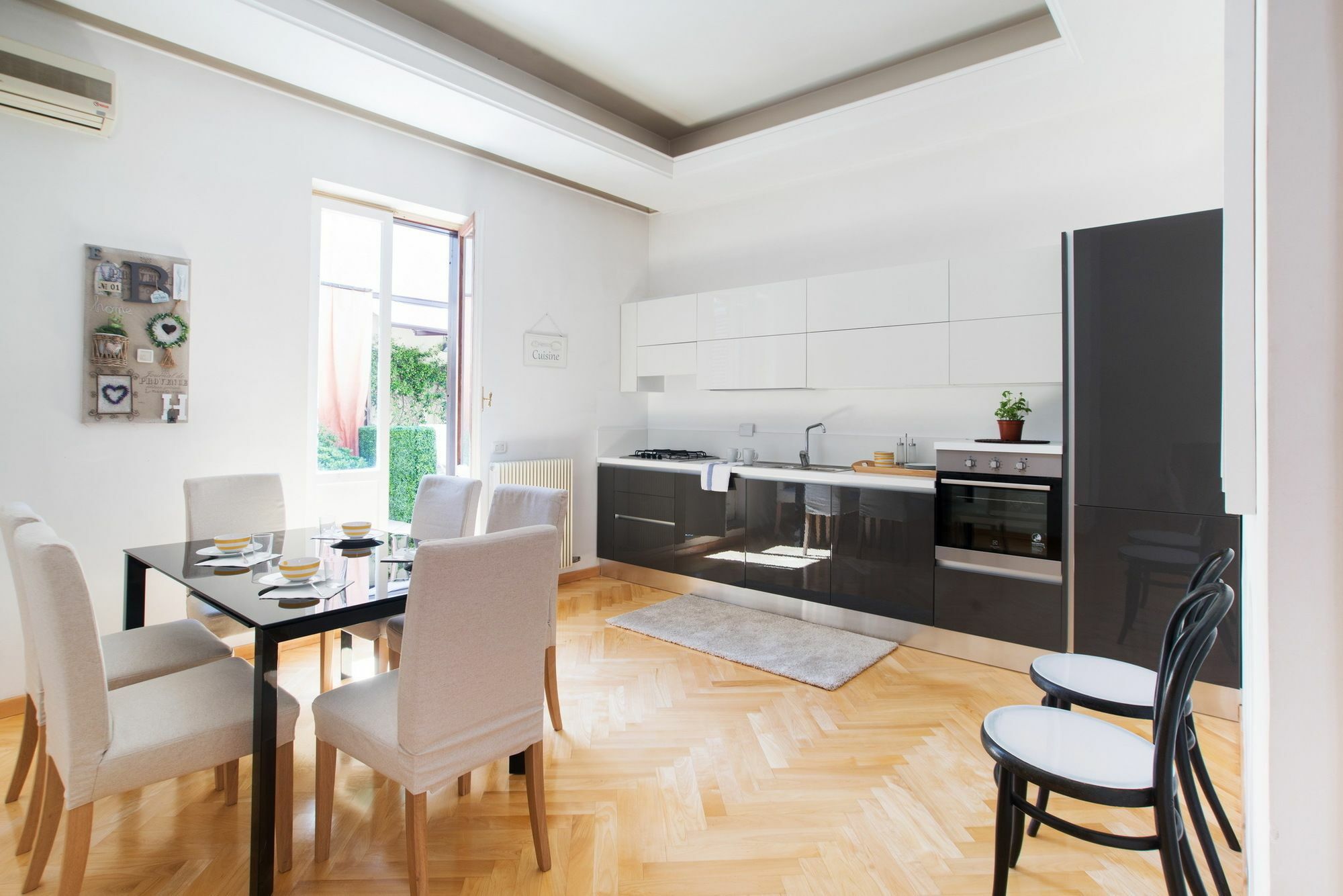 Monti Colosseum Apartment Rome