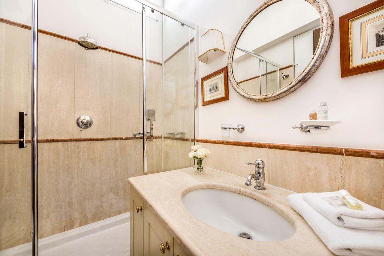 Navona Luxury And Historical Apartamento