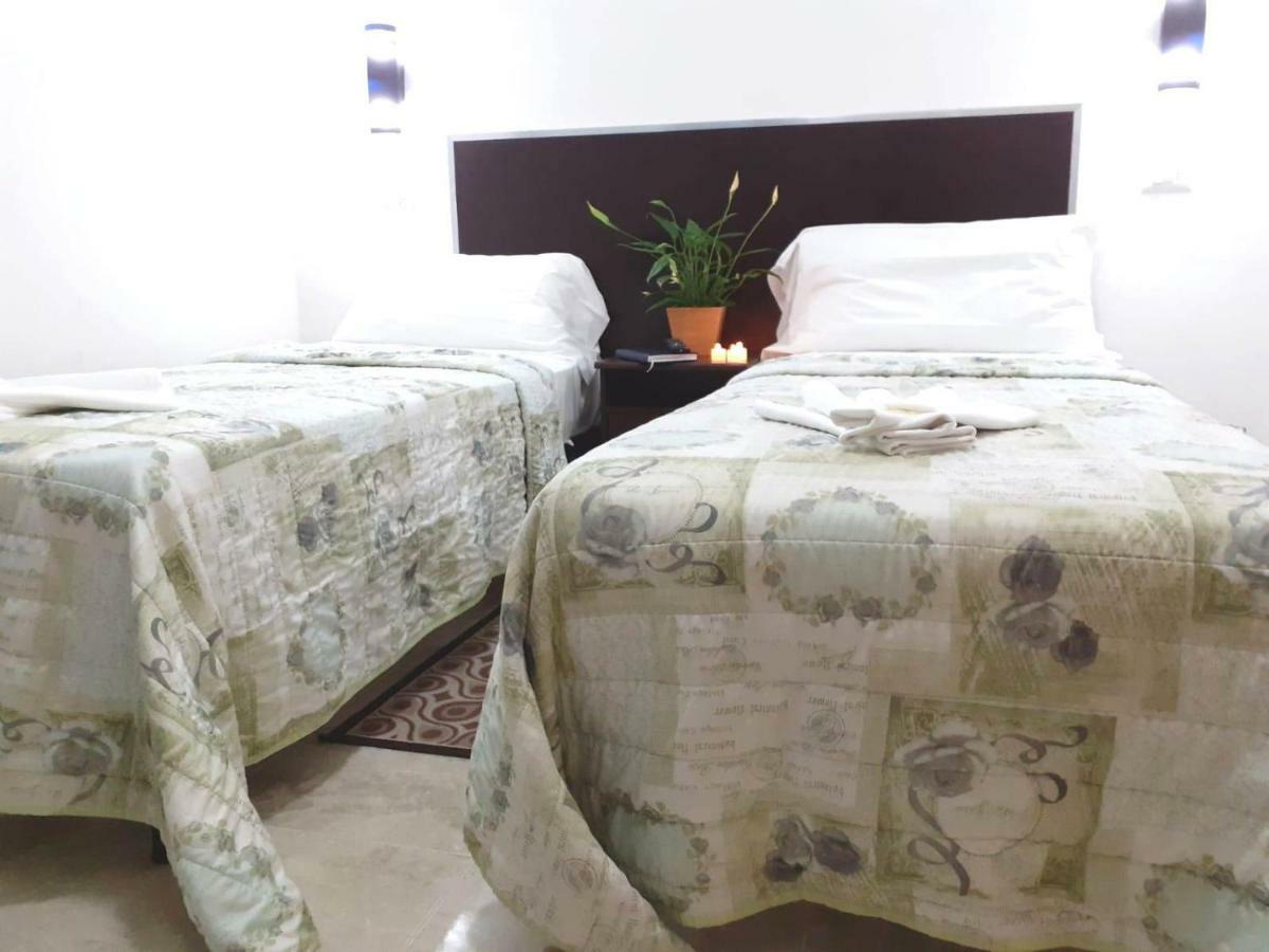 Sarkar House Roma