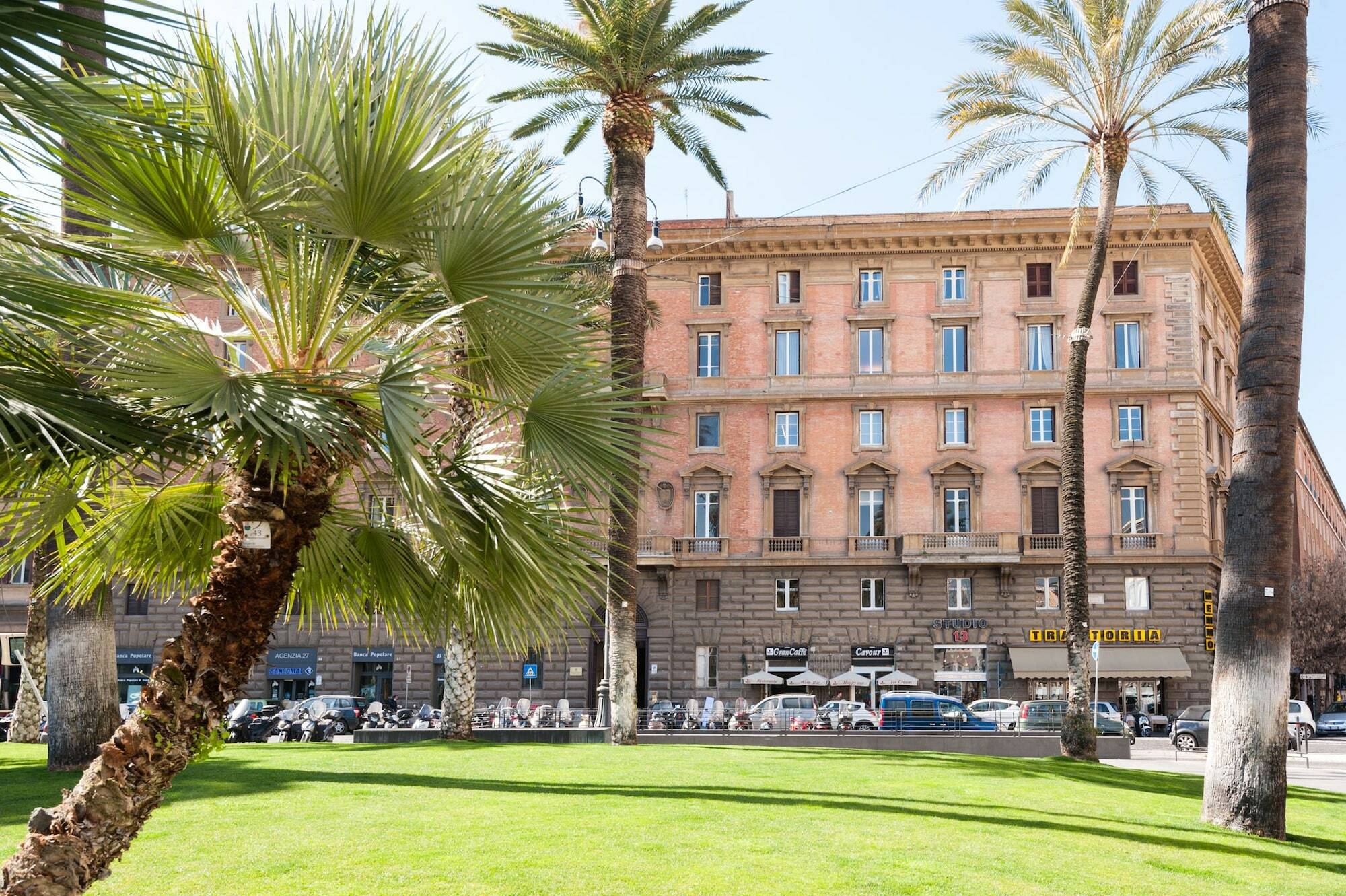 Mybedcavour 2* Roma