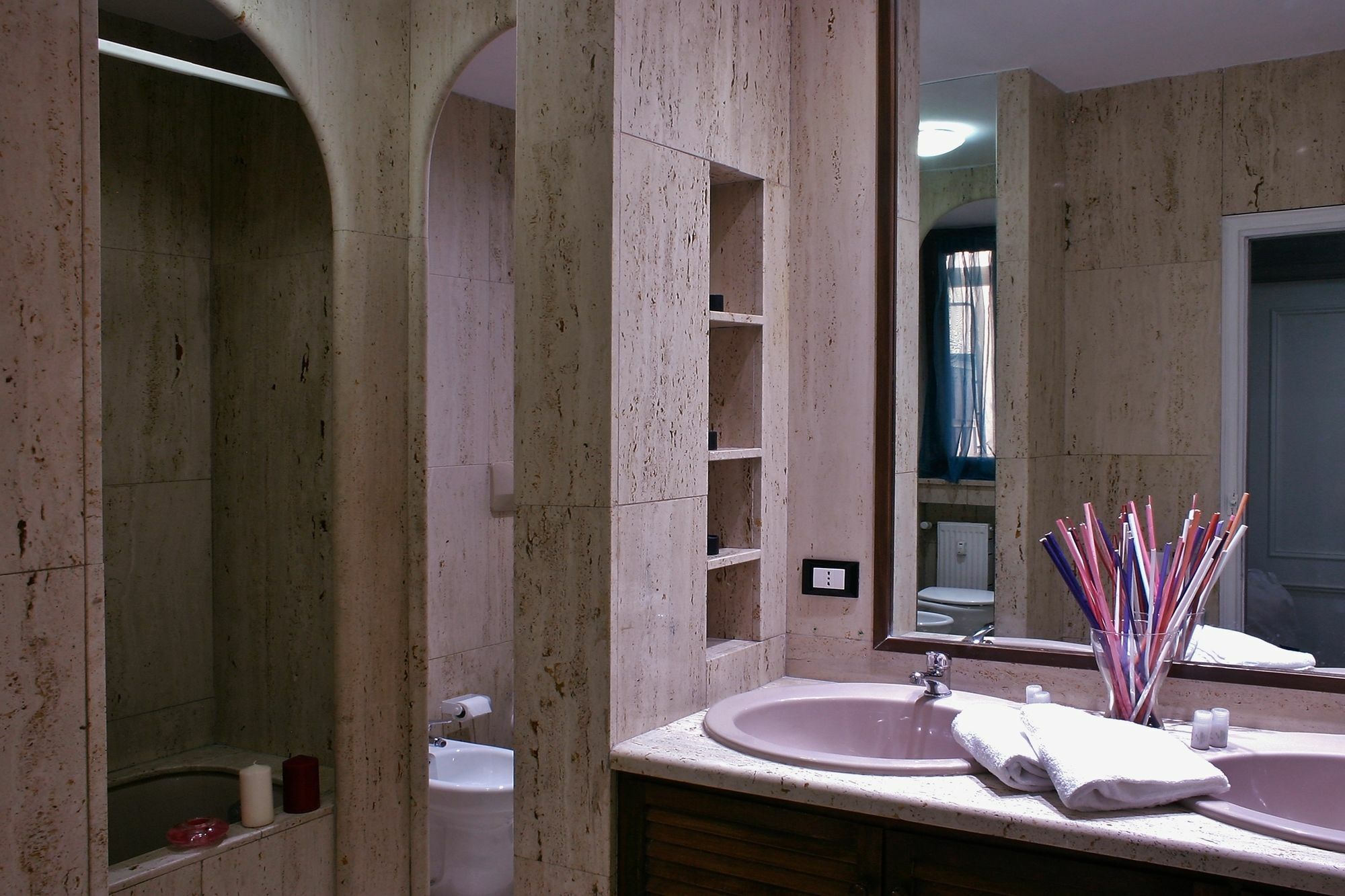 Enzo Luxury Pensión Roma