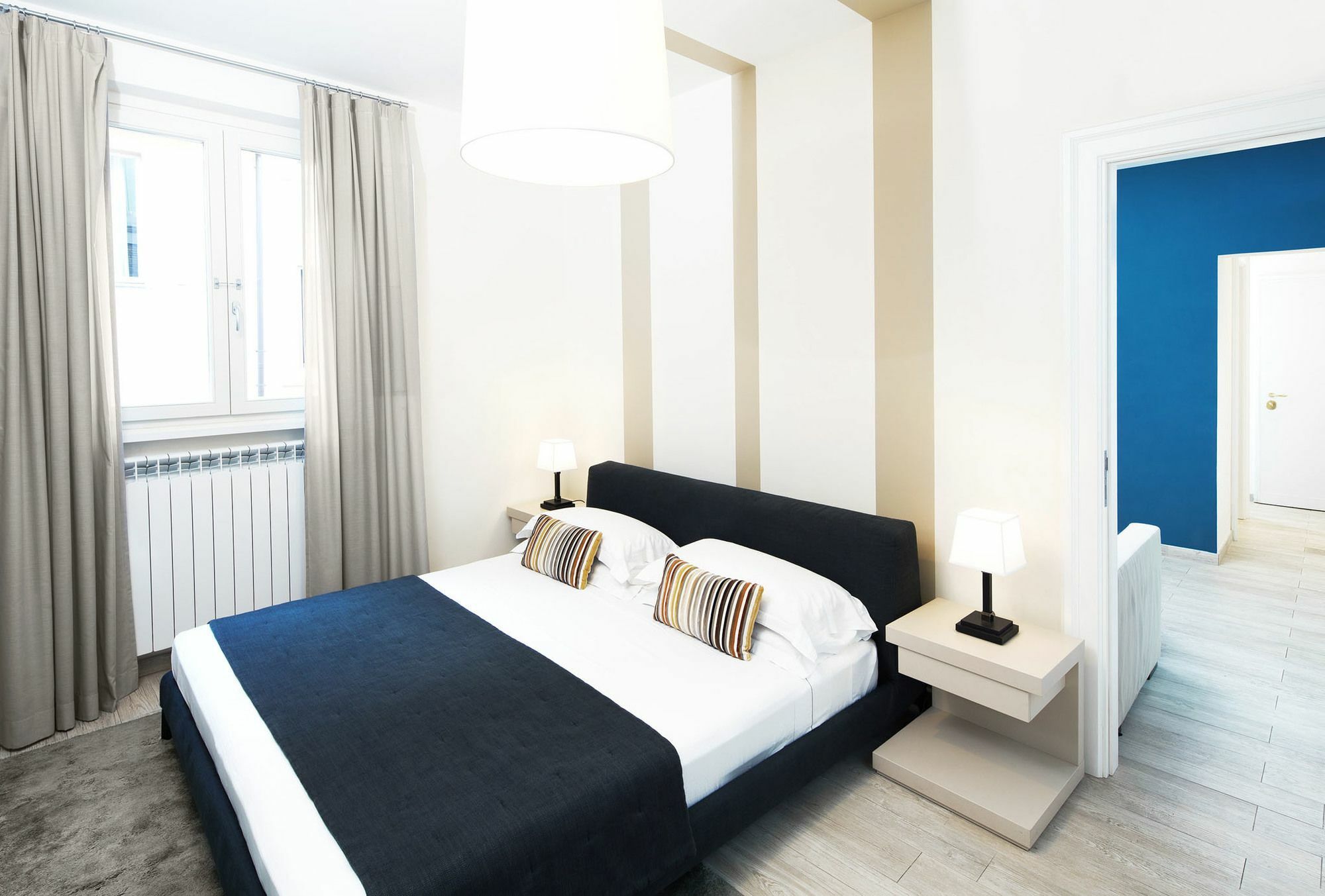 Ora Moderna Apartment