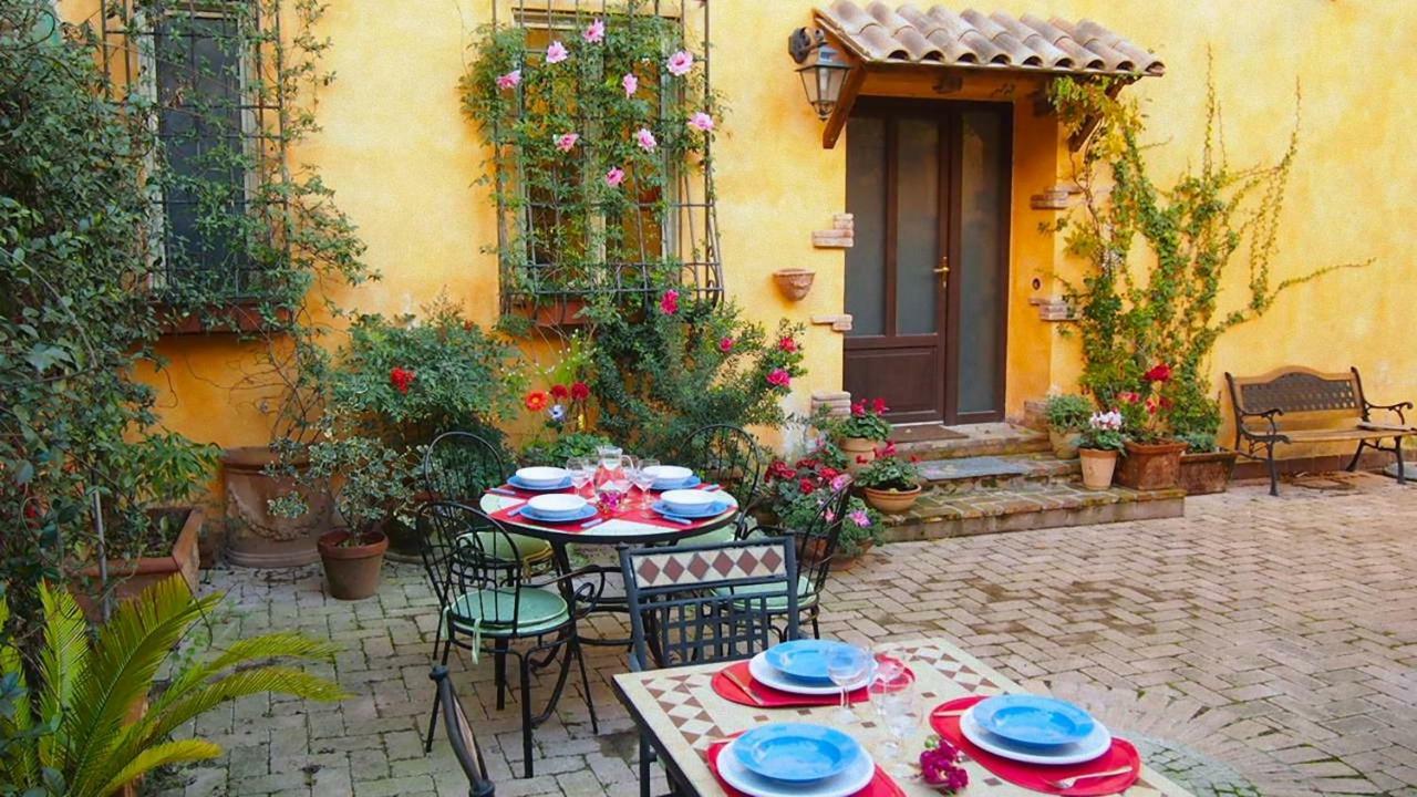 Holiday home La Piazzetta