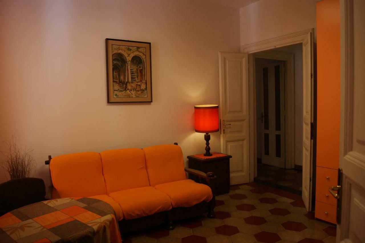 Tatusa Al Colosseo Apartamento Roma