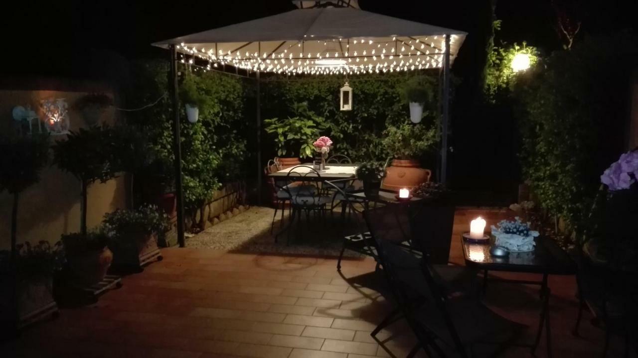 Fiori E Lanterne * Roma