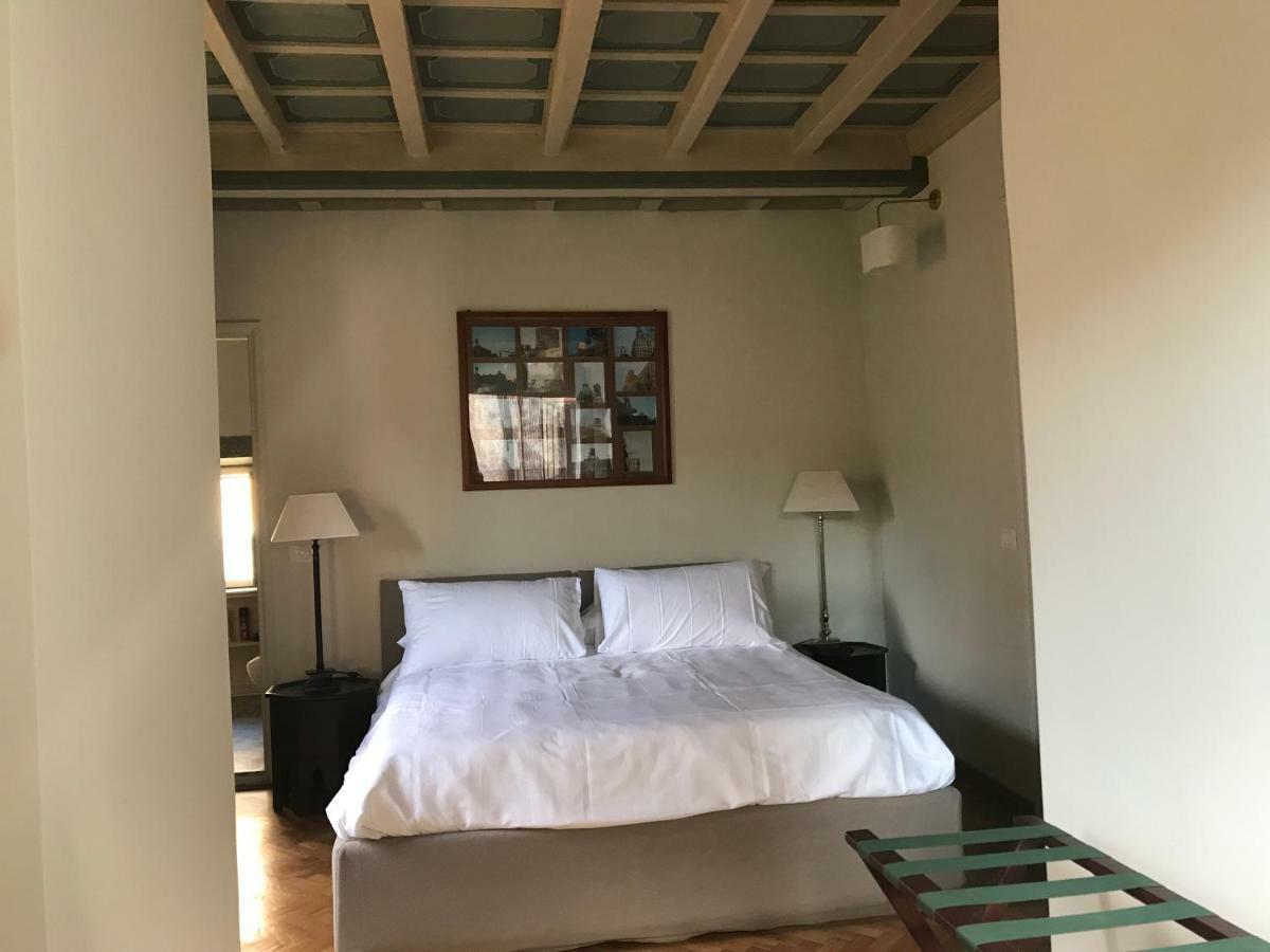 Apartamento Due Mondi, Pantheon