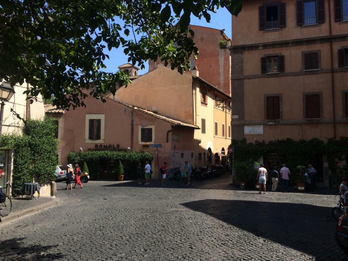 Moroni Trastevere Cozy *