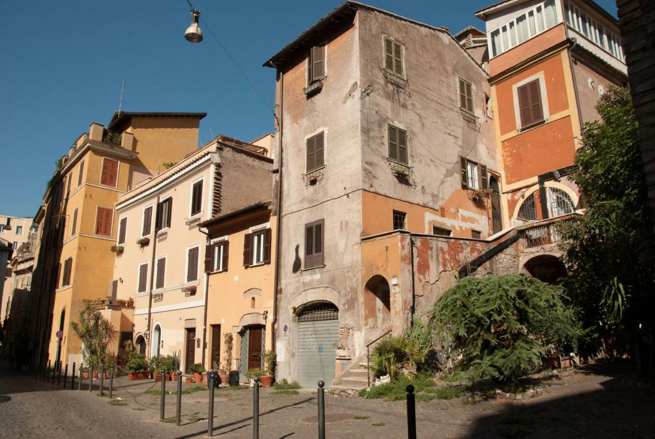Trastevere Classico Self Check In Roma