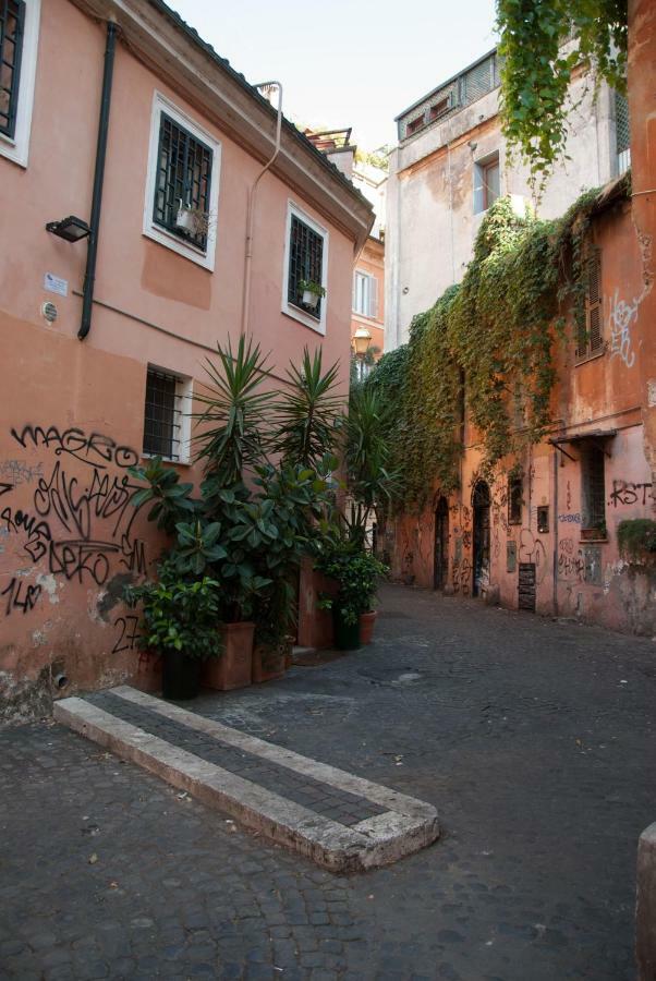 Trastevere Classico Self Check In *