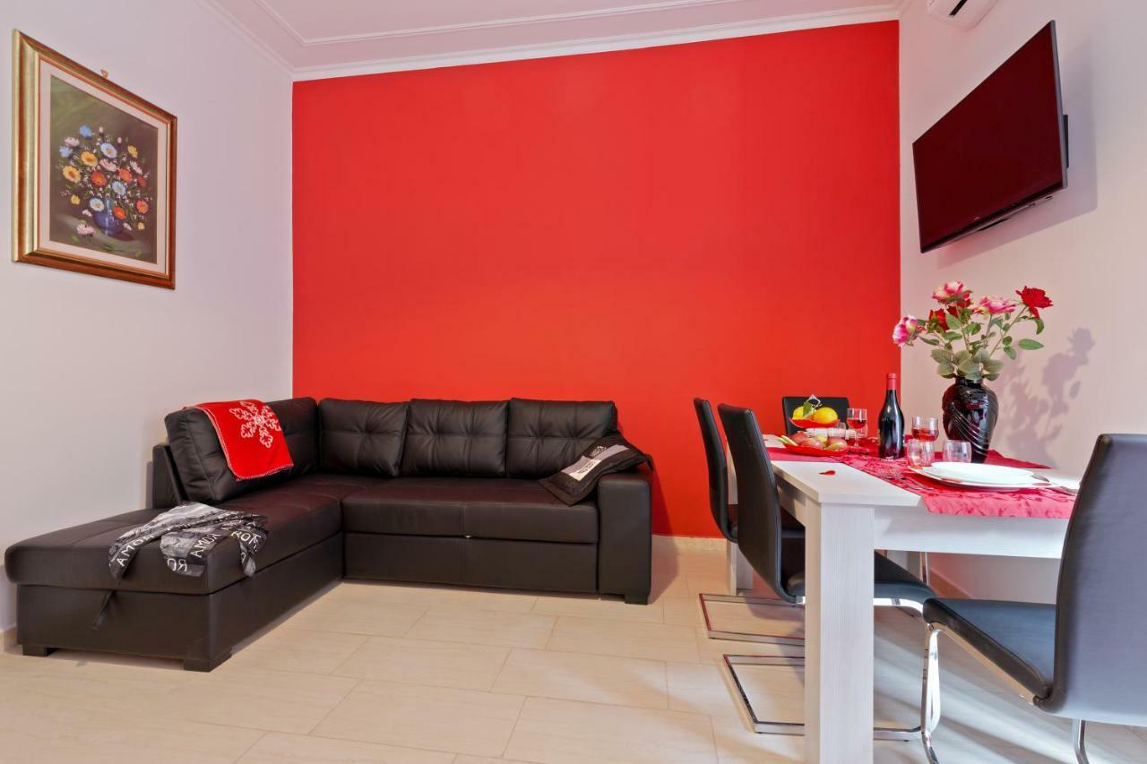 Apartment New In! Sophie At Colosseum Rome