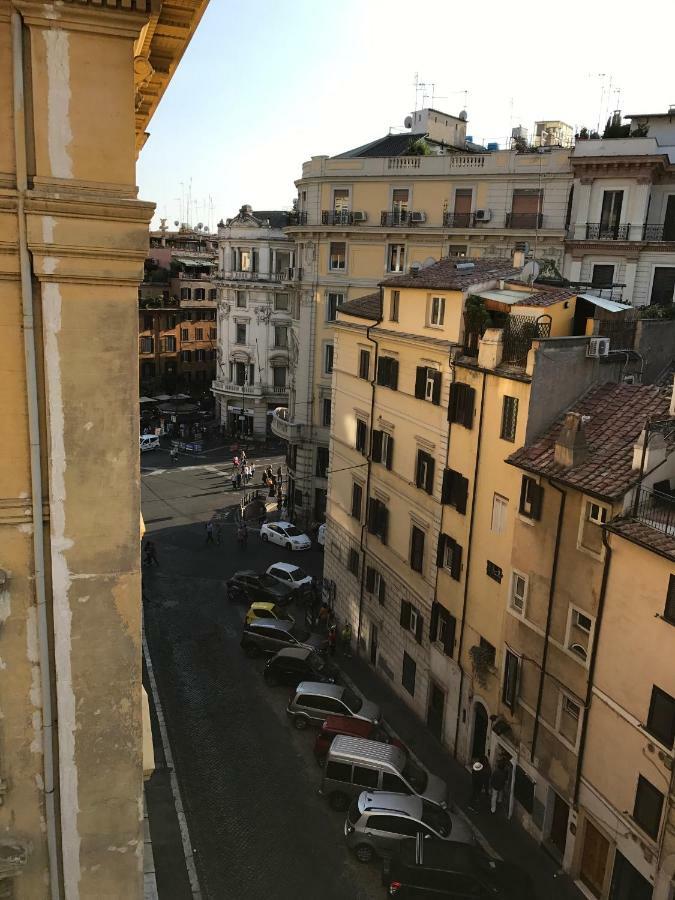 Apartment Sweethome Crispi Rom